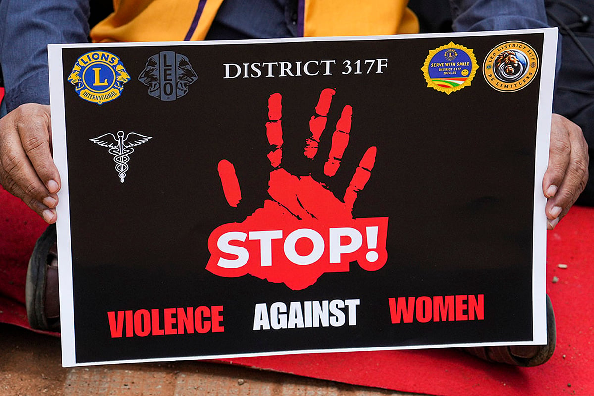 IMA's 24-hour nationwide strike over kolkata doctor's rape murder case in Bengaluru
